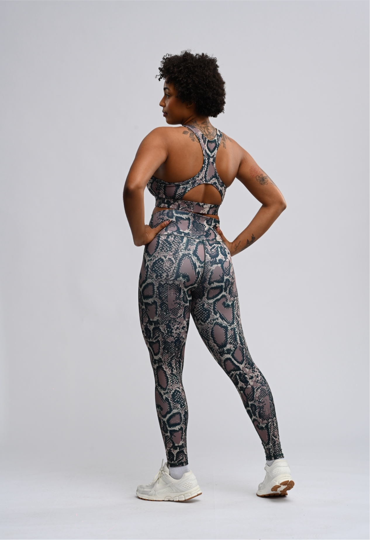 Jaylen Python Yoga Set