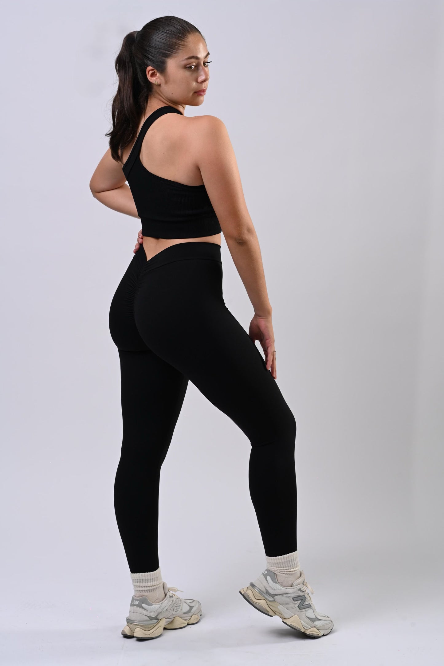 Onyx Dynamic Stretch Ruche Legging