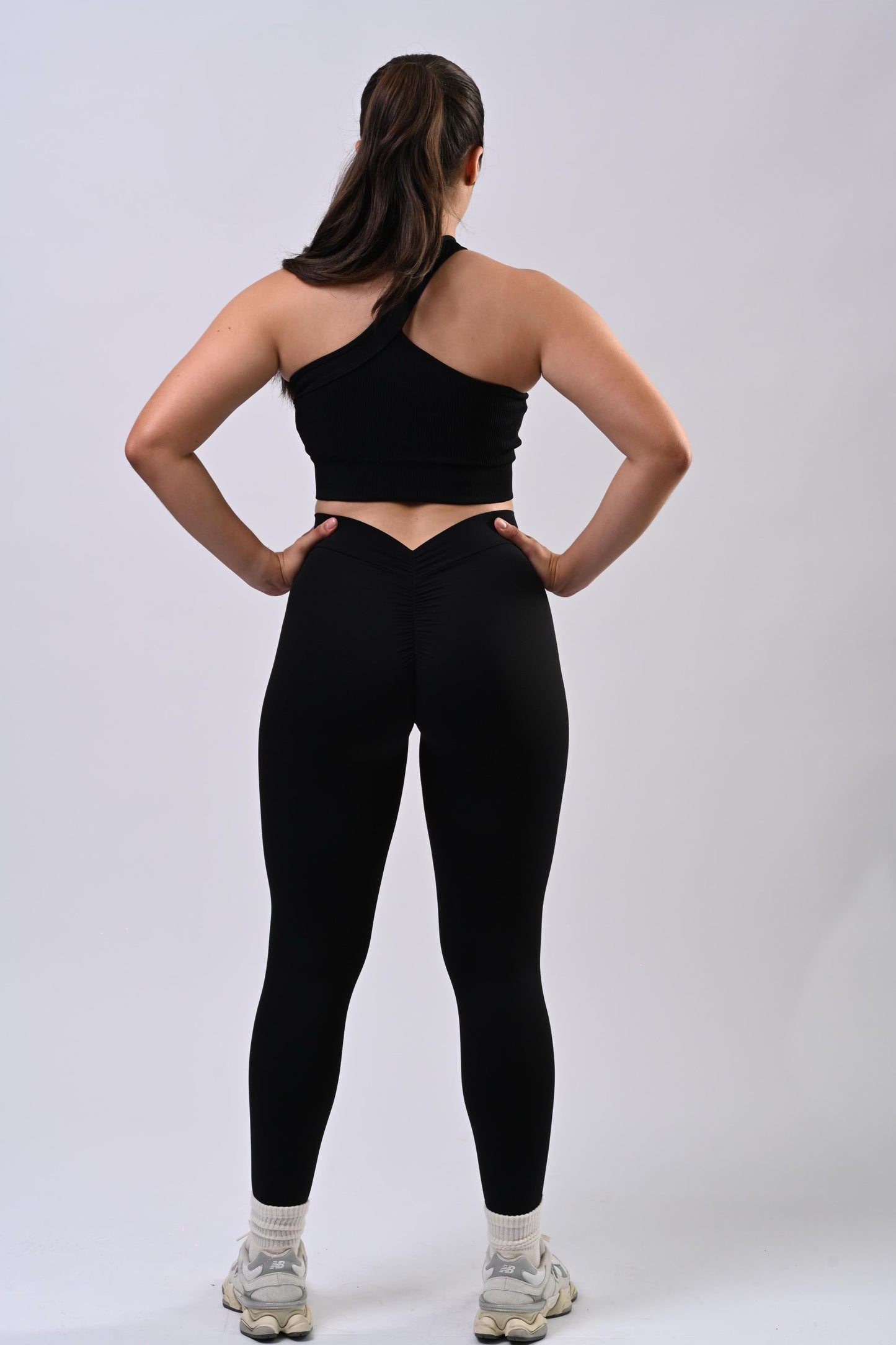 Onyx Dynamic Stretch Ruche Legging