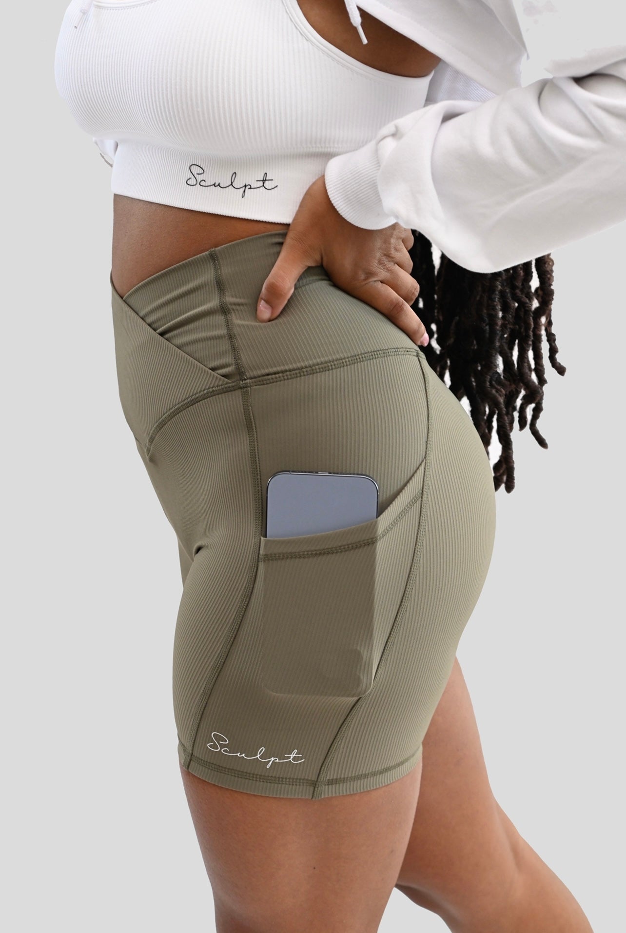 OLIVE LUXE RIBBED BIKER SHORT