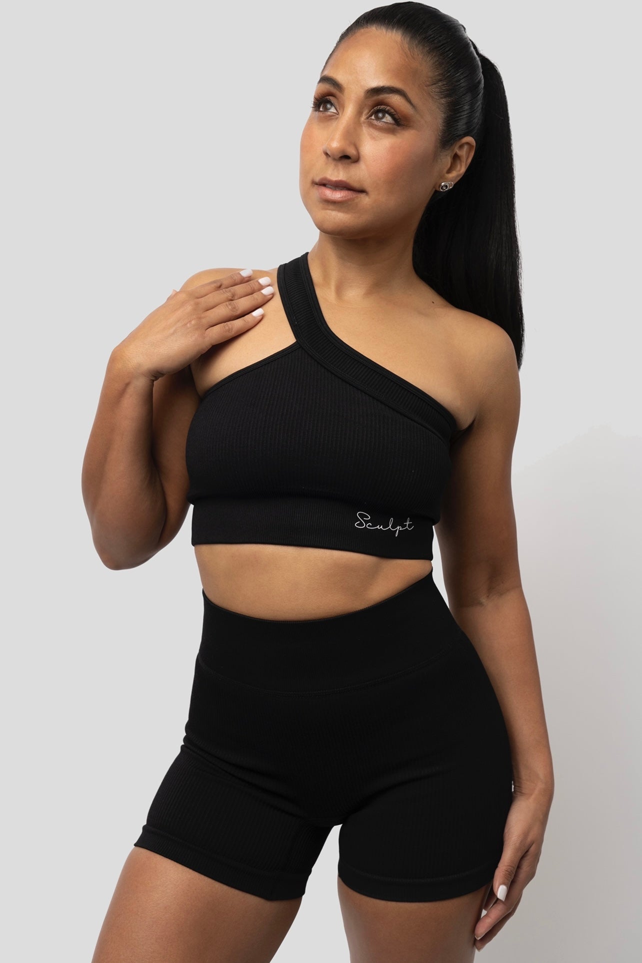 BLACK FLEXED RIBBED BIKER SHORT