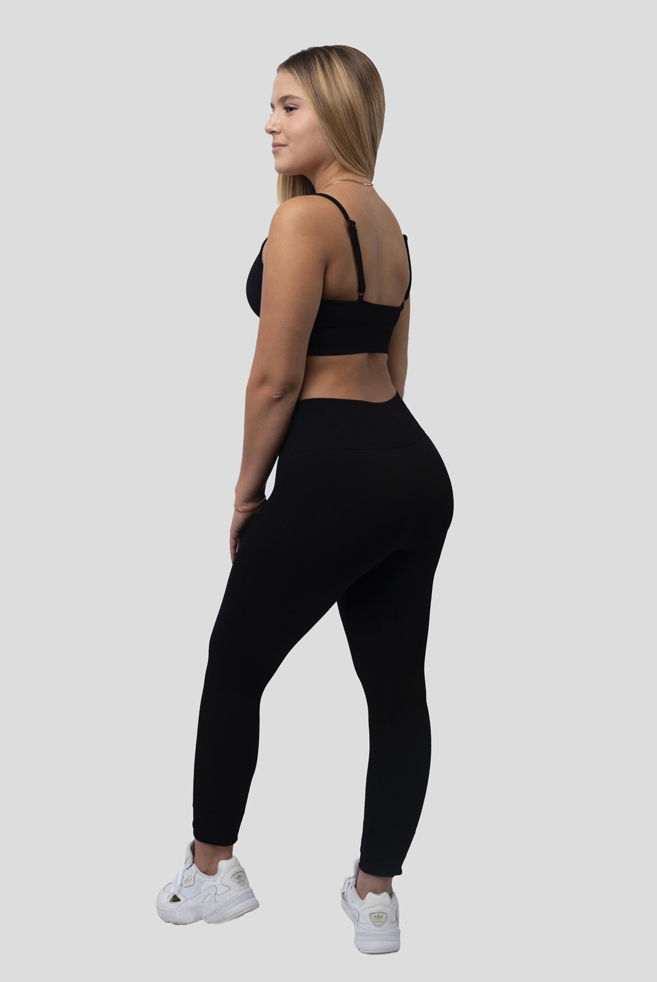 BLACK ESSENTIAL RIBBED LEGGING