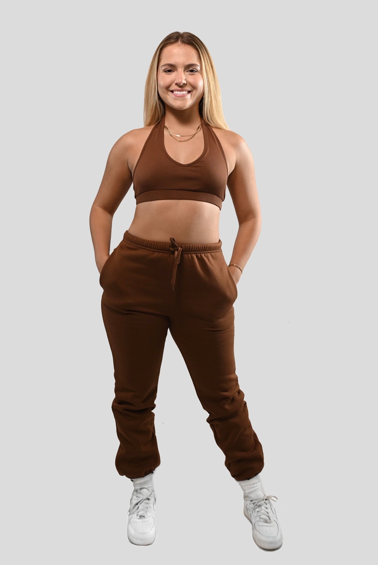 EXPRESSO RELAXED MID-RISE JOGGER SET