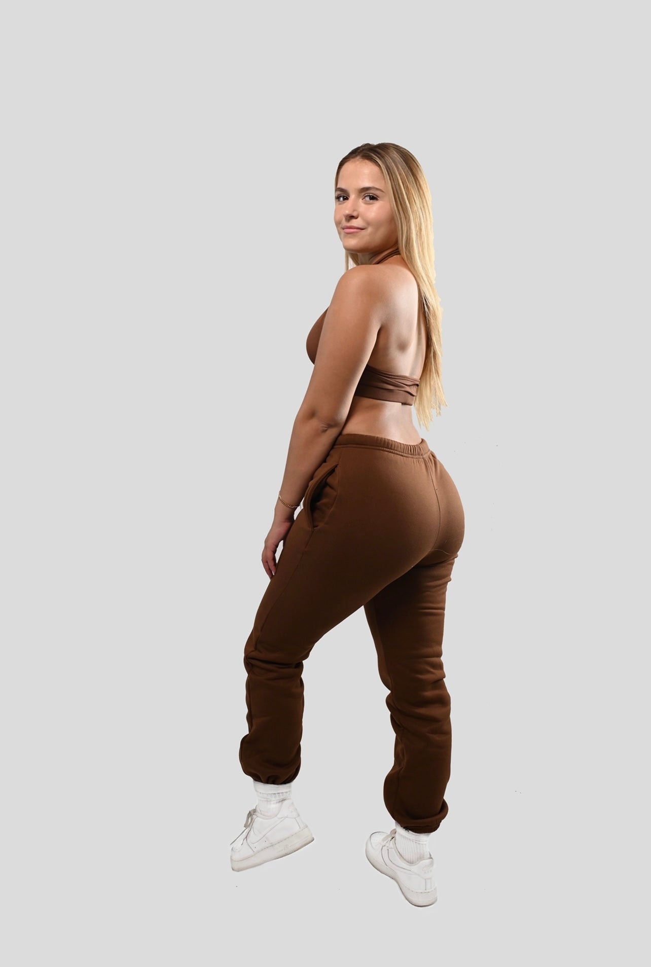 EXPRESSO RELAXED MID-RISE JOGGER SET