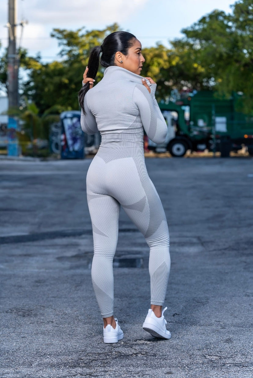 Griselda Textured Crop Set