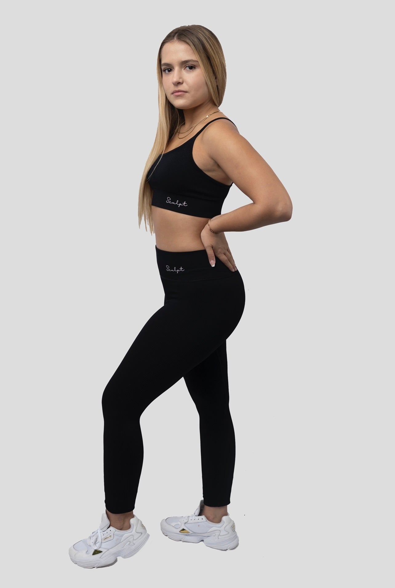 BLACK ESSENTIAL RIBBED LEGGING