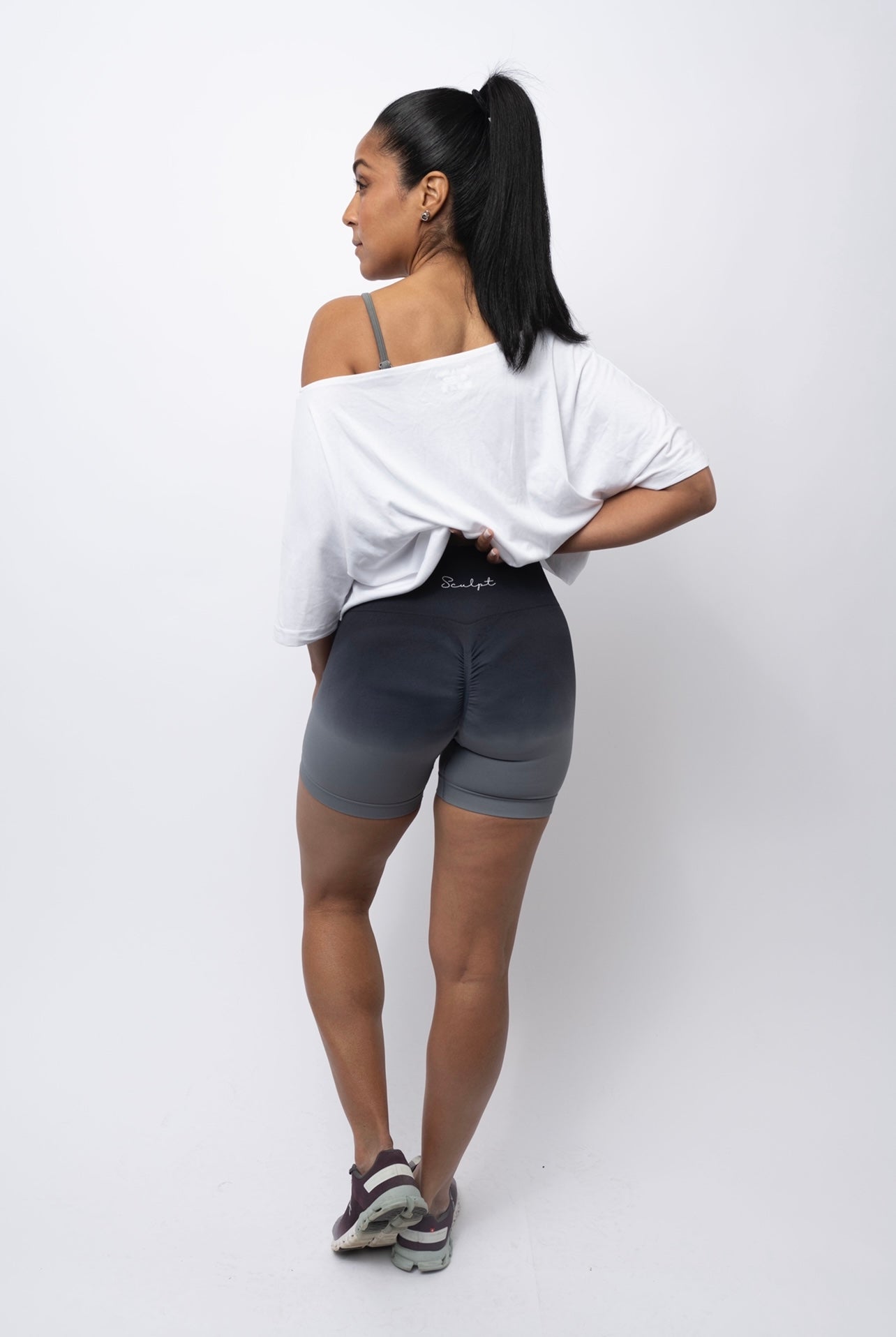 WHITE OFF THE SHOULDER CROP TOP